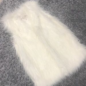 RACHEL ROY FAUX FUR VEST